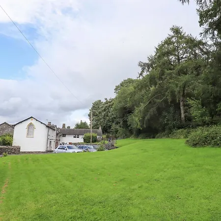 度假居 Abbots Reading Mews 1 *