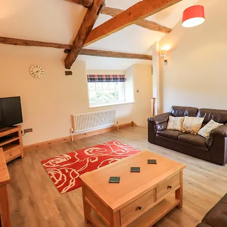 Сasa de vacaciones Abbots Reading Mews 1 *